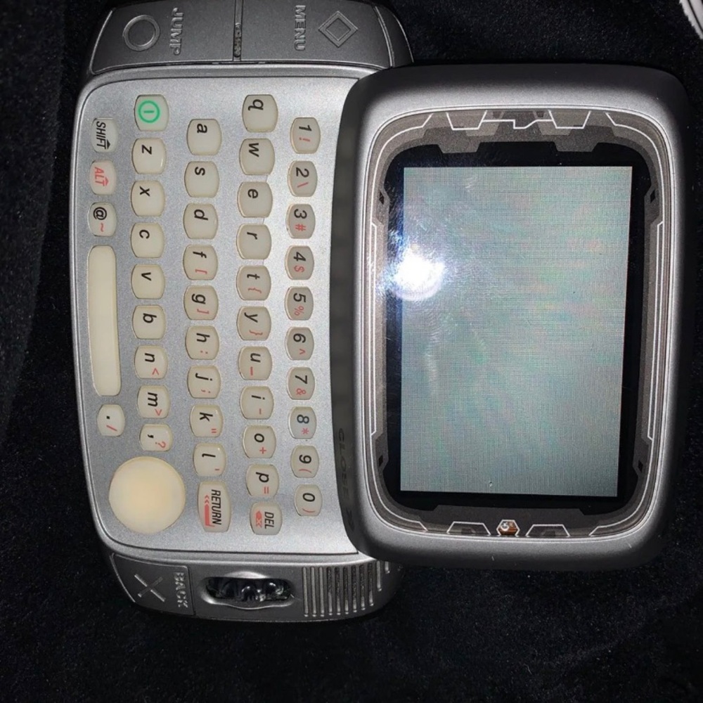 T-Mobile Sidekick 1 (Danger/ Hiptop) - Picture 2 of 7